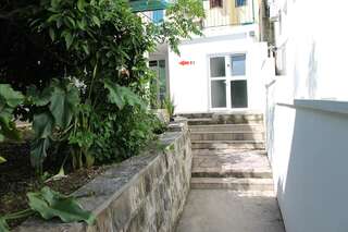 Апартаменты Solar Apartments Херцег-Нови Номер-студио с видом на сад-5